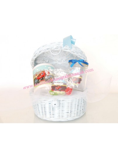 Hampers Ultah m747 